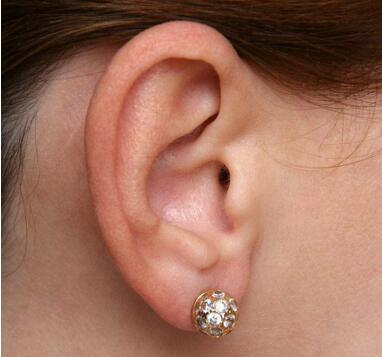 耳朵修复手术多少钱