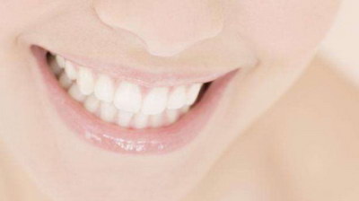 牙根里面有积液怎么处理【牙齿坏到牙根里面有个泡】