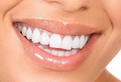 种植牙后多久可以刷牙吐口水【种植牙一期术后多久可以刷牙】