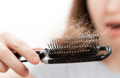 脱发能自己长出来吗「湿气引起的脱发还会自己长出来吗」