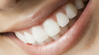 三颗种植牙能不能做六颗牙(种植牙的优势)