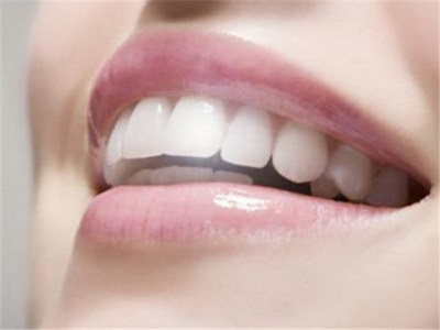 隐形矫正牙齿:让你重获完美牙齿的科学方法(怎么治牙齿隐形矫正)