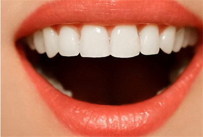 为什么牙齿长在牙龈上[为什么牙龈和牙齿之间有道沟]