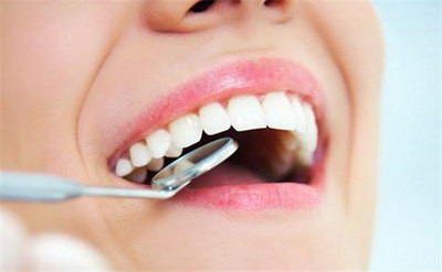 儿童牙齿有蛀牙能涂氟吗_怎样预防儿童牙齿蛀牙