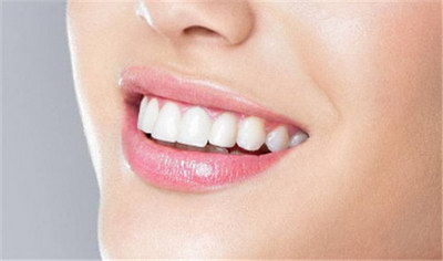 牙齿矫正的过程钢丝脱了「牙齿矫正戴钢丝过程」