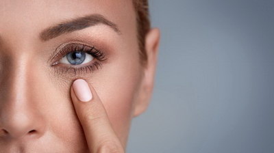 眼角膜出血是什么原因(眼角膜出血的原因)