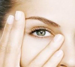 单眼皮变双眼皮手术有哪些方法 ？