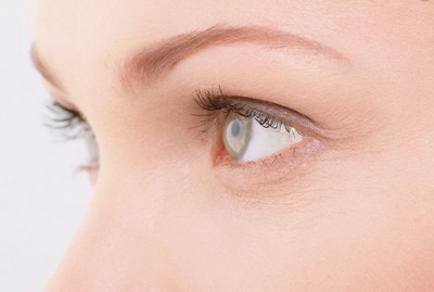 眼窝凹陷能做全切双眼皮吗(如何在眼窝凹陷的情况下做全切双眼皮？)